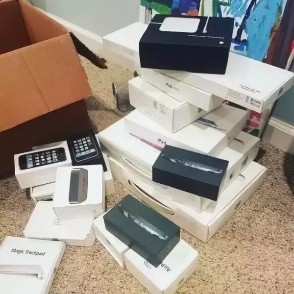 CAJA DE TECNOLOGIA CONTENEDORES RETENIDOS POR LA ADUANA - MAS DE 650 VENDIDOS